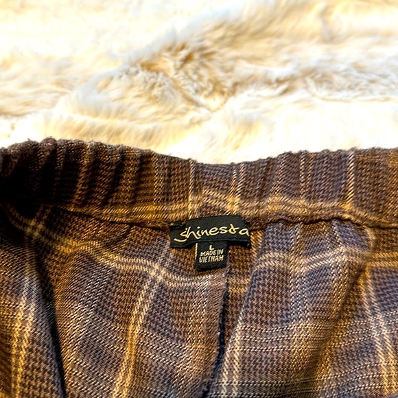 Brown plaid relaxed pants - Picture 3 of 3
